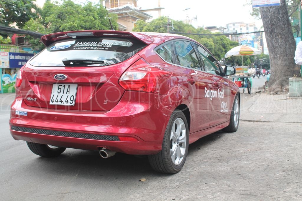 Ford Focus 2013 Việt Nam - Ảnh 9